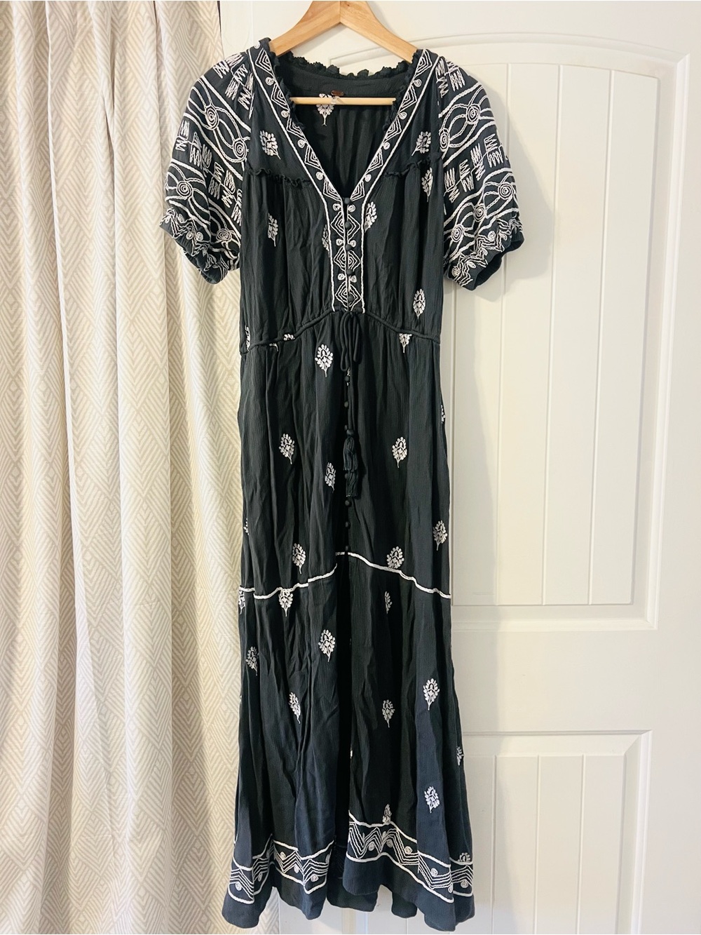 Free People Charcoal Maxi Dress with White Embroidery V-neck Small